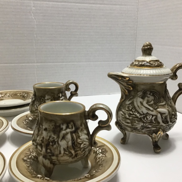R. Capodimonte M.A.S. Small teapot with 4 footed cups and 6 plates - Picture 16 of 16